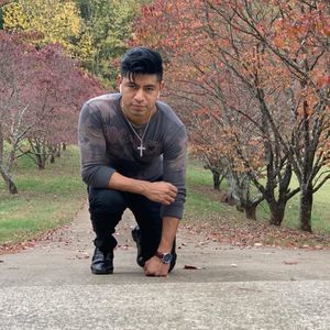 Meet your Posher, Genaro